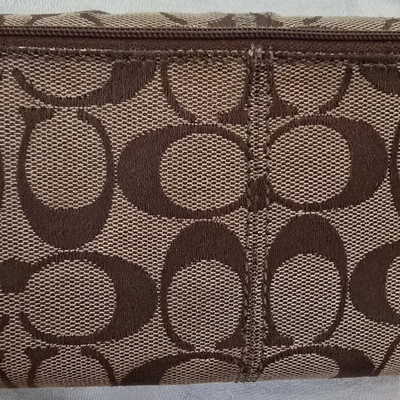 Vintage Coach Brown Leather Canvas Trifold Wallet with Snap Closure - Picture 3 of 8